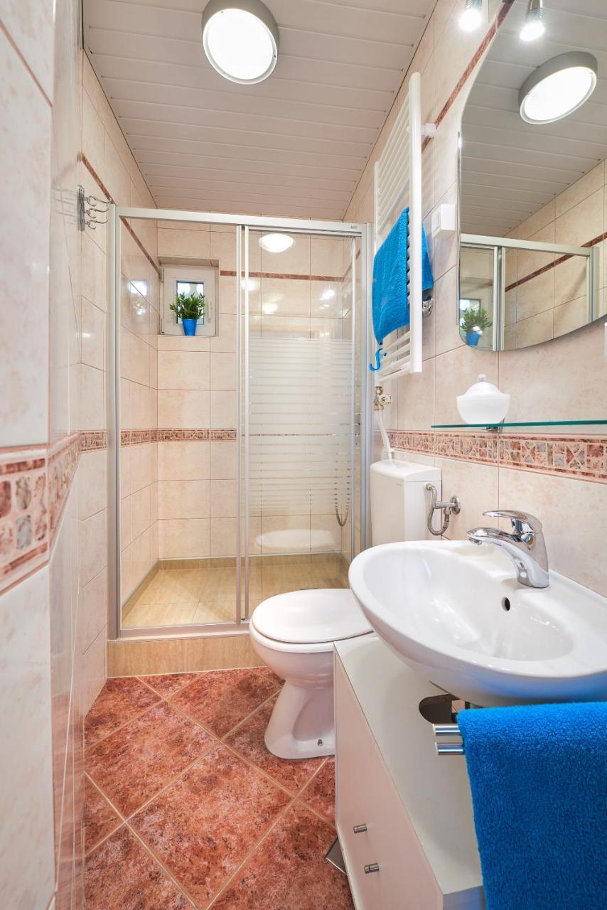 Rooms Mira By Anastasia Zagreb Ngoại thất bức ảnh